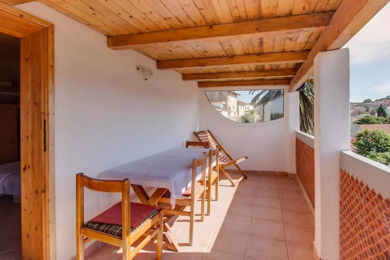 Apartments With A Parking Space Mali Lošinj